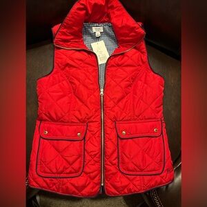 Crown & Ivy puffy vest